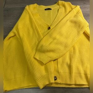 Yellow sweater